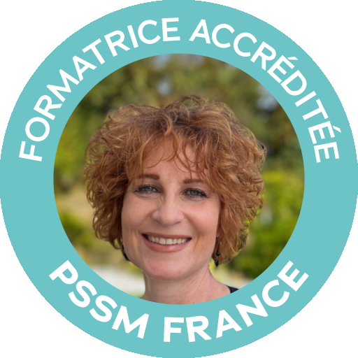 Badge Formatrice accréditée PSSM France, avec le portrait de Nathalie Anciaux-Matthews